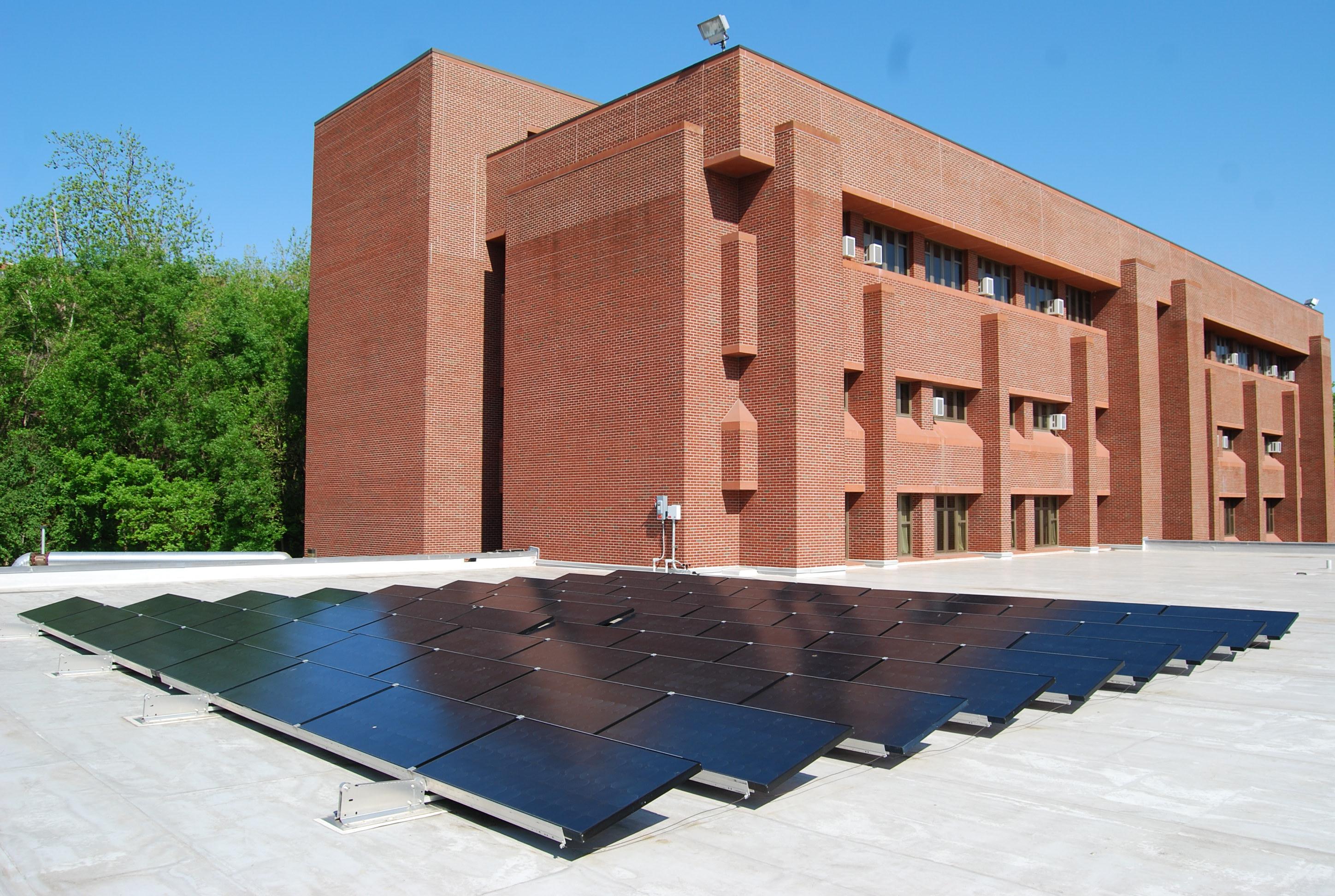 roof mounted photo voltaic array